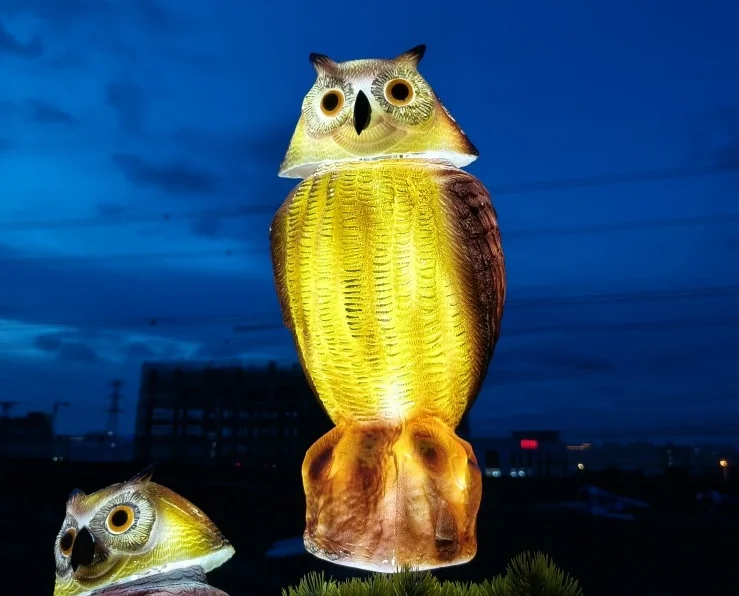 glowing owl — dynamic insect landscape light by Dengqi Lighting