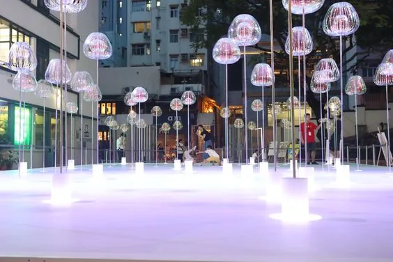 rotating twist light for night tour and landscape projects — Interactive Lighting Installation series by Dengqi Lighting
